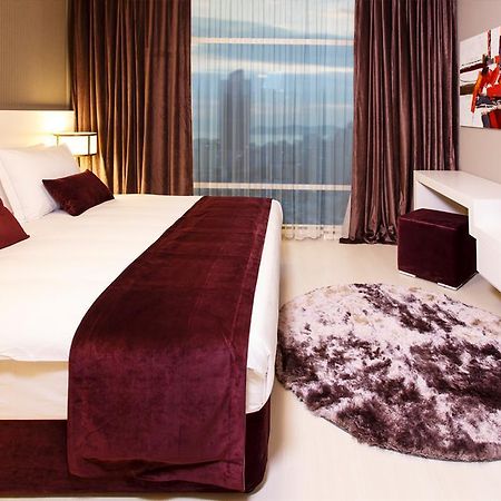 Flora Suites Atasehir Стамбул Экстерьер фото
