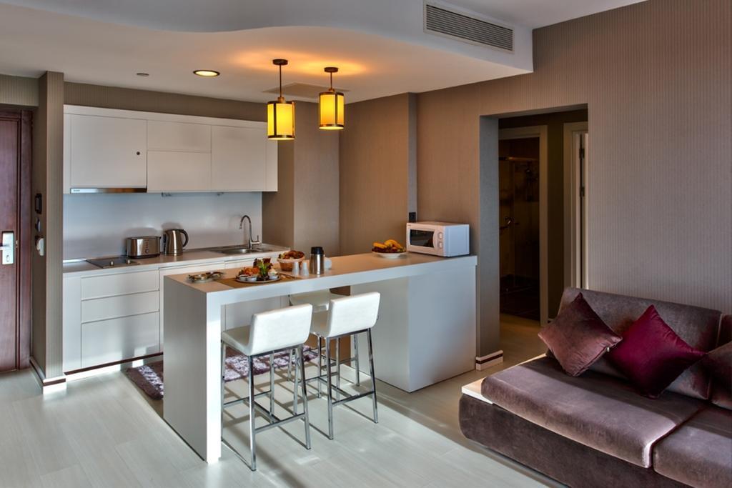 Flora Suites Atasehir Стамбул Экстерьер фото