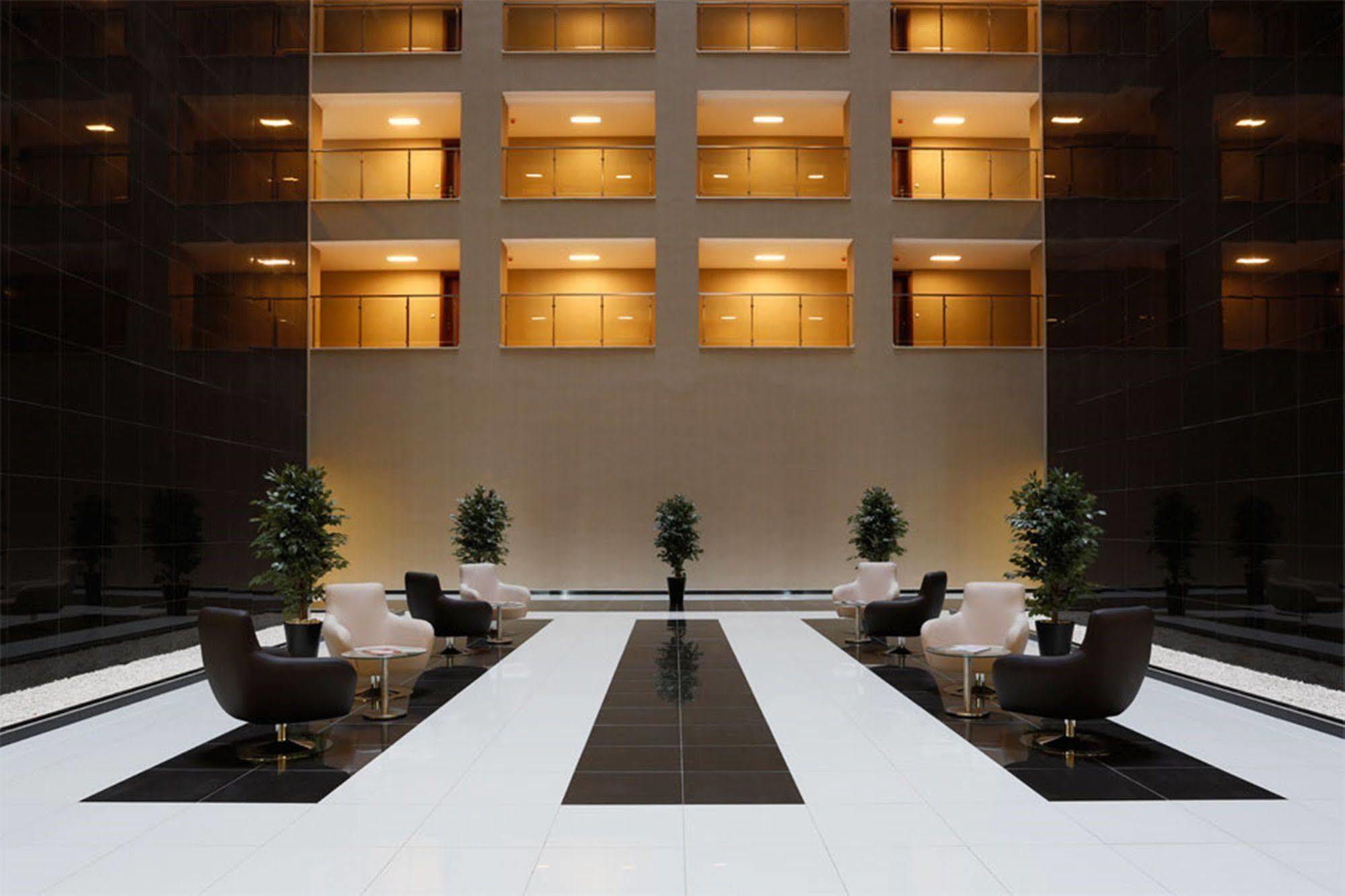 Flora Suites Atasehir Стамбул Экстерьер фото