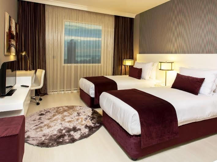 Flora Suites Atasehir Стамбул Экстерьер фото